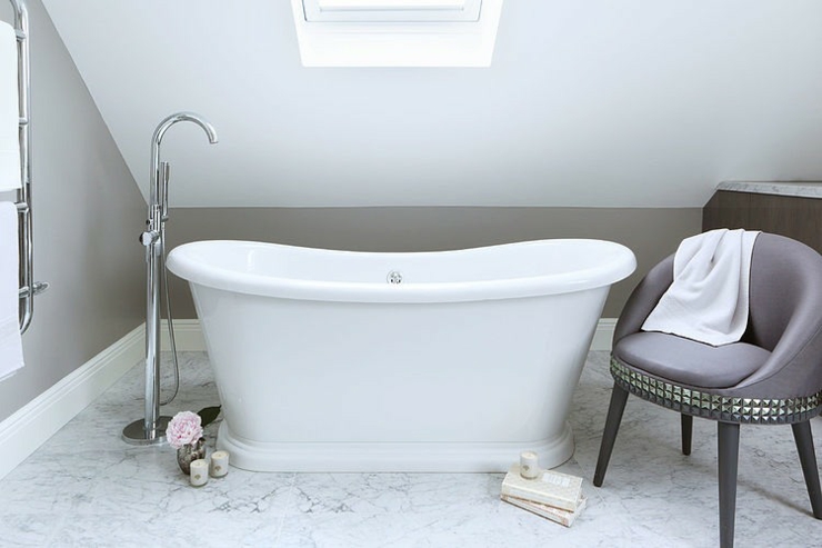 Salle de bains de la chambre d’amis de cette belle maison salle de bain belle demeure moderne