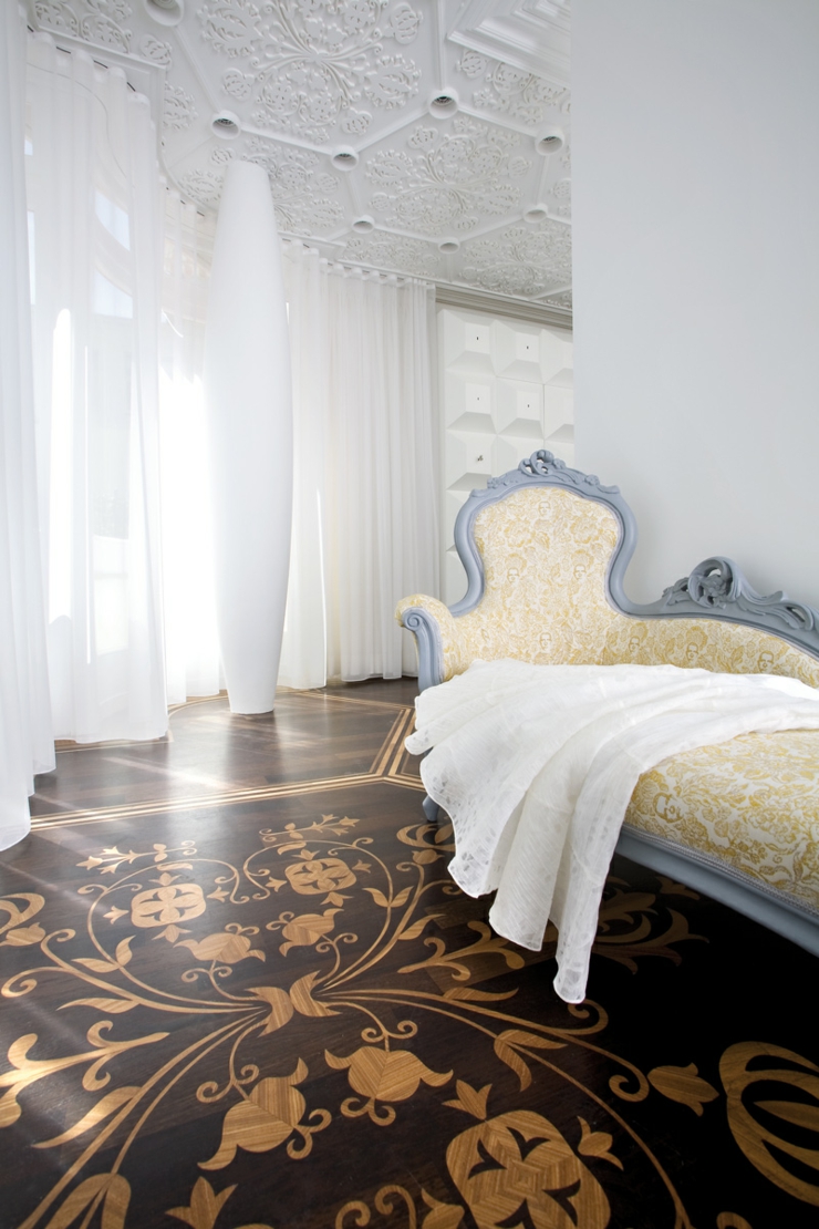 Belle méridienne en jaune et gris méridienne luxe intérieur belle demeure amsterdam