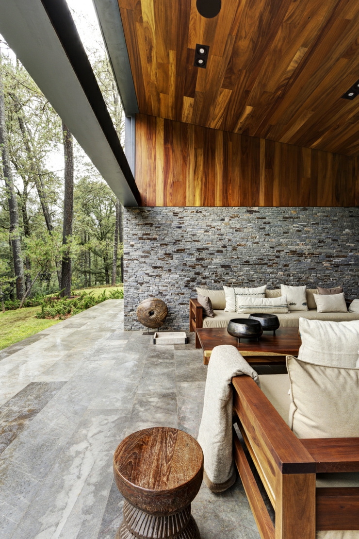 Intérieur rustique en bois, marbre et pierre superbe résidence d'archi en pierre et bois