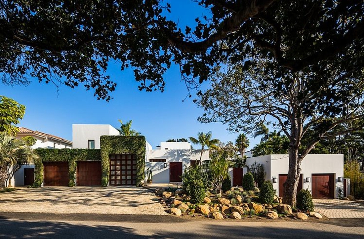 maison d'architecte originale moderne vue depuis la rue