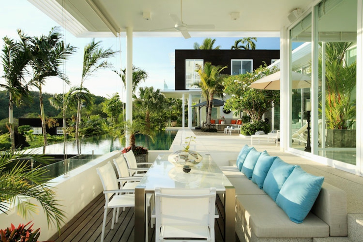 terrasse extérieure villa de luxe à louer