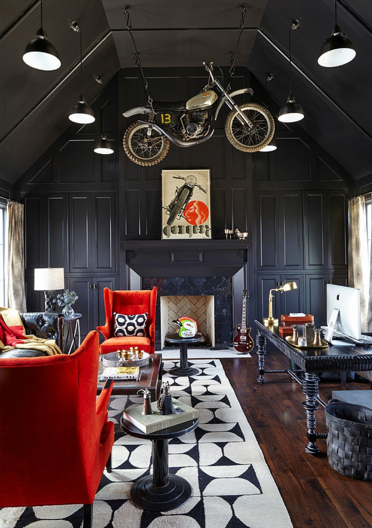 Bureau à la décoration “masculine” dans cette maison de charme bureau à la décoration créative
