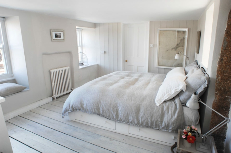 Petite chambre à coucher au lit double et au décor sympa chambre double lit the oyster catcher cottage
