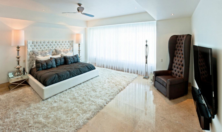 Chambre à coucher meublée dans un style élégant et glam chambre glamour décoration