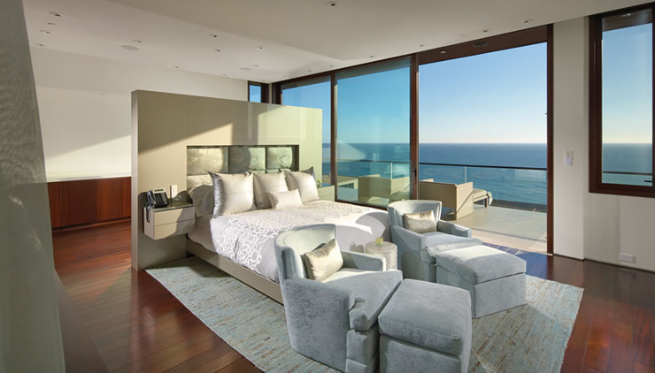 suite de luxe avec belle vue sur la mer