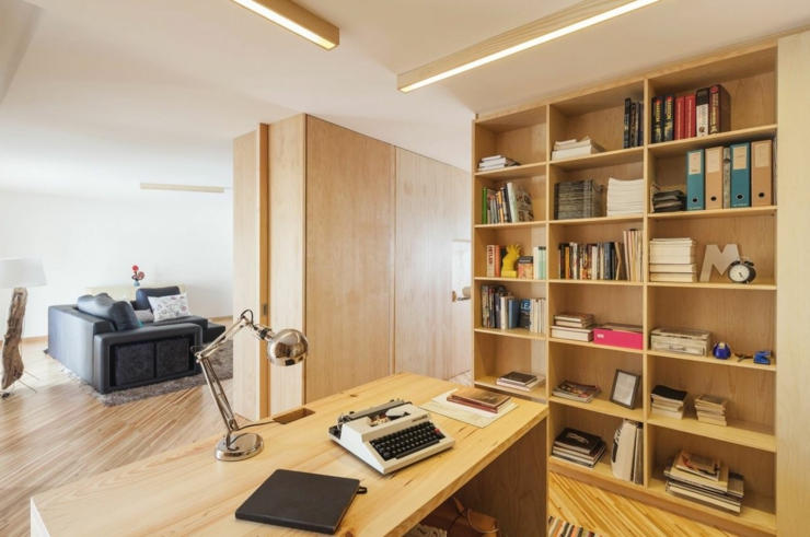 Le bureau espace ouvert donnant sur la pièce principale de vie coin bureau ouvert mobilier bois