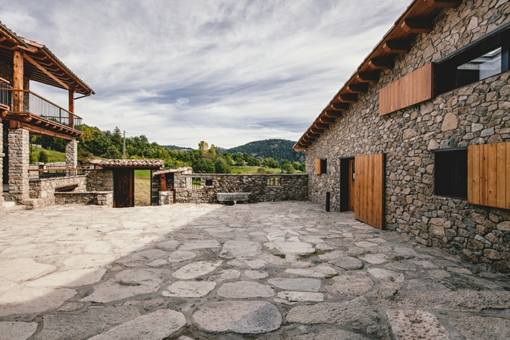 espace intérieur maison rustique