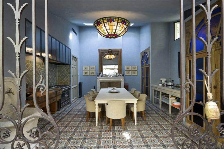 Cuisine et salle à manger belle demeure de prestige à Paris