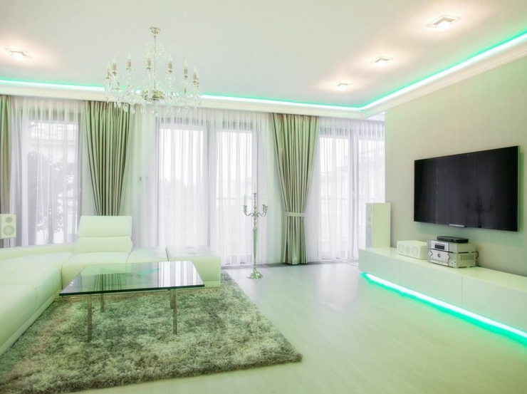 Ambiance originale de cet appartement moderne citadin lumières déco LED séjour appartement