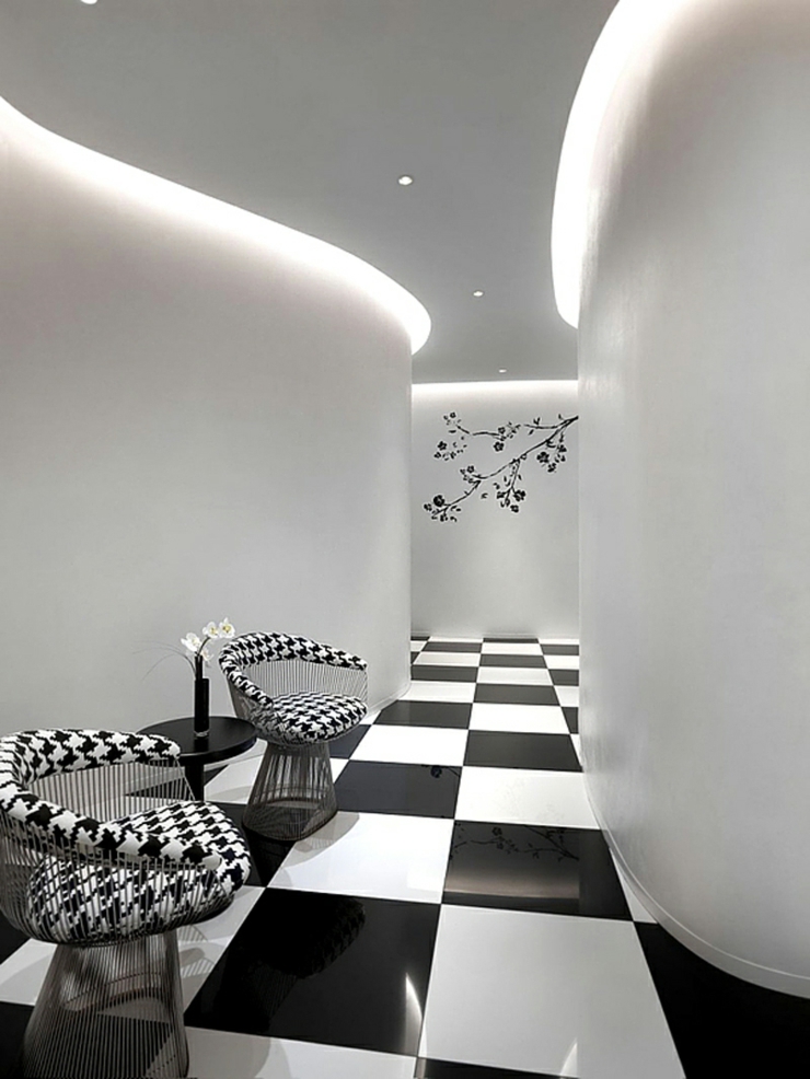 couloir design en noir et blanc