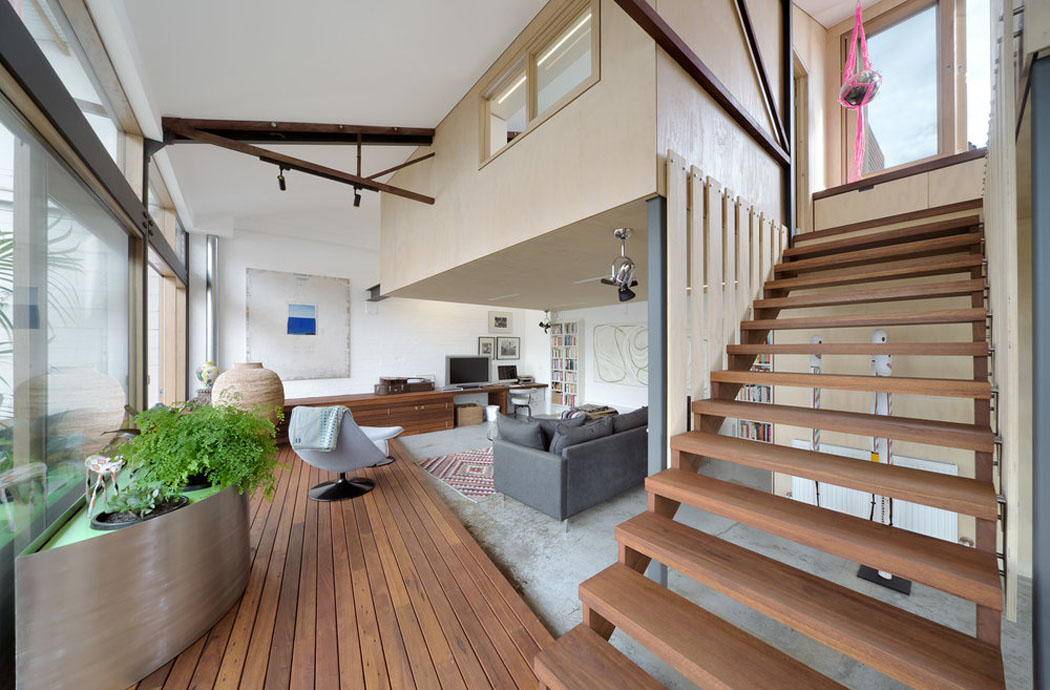 design original escalier intérieur loft rénové fabrique