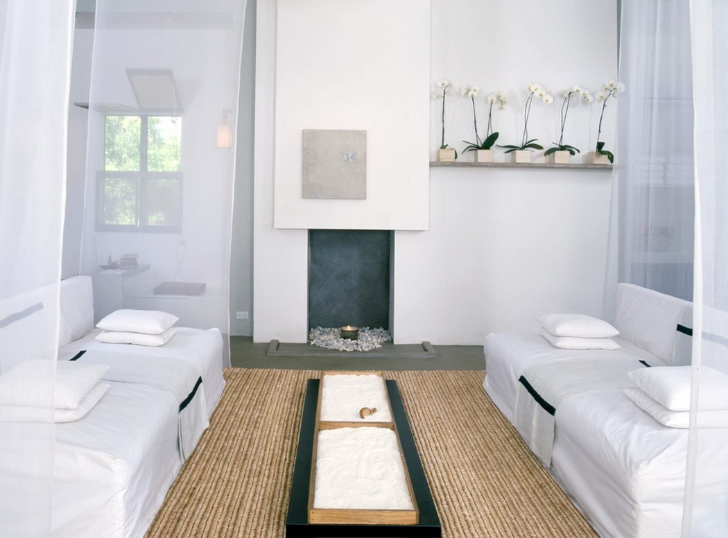 Séjour cabane design minimaliste en blanc