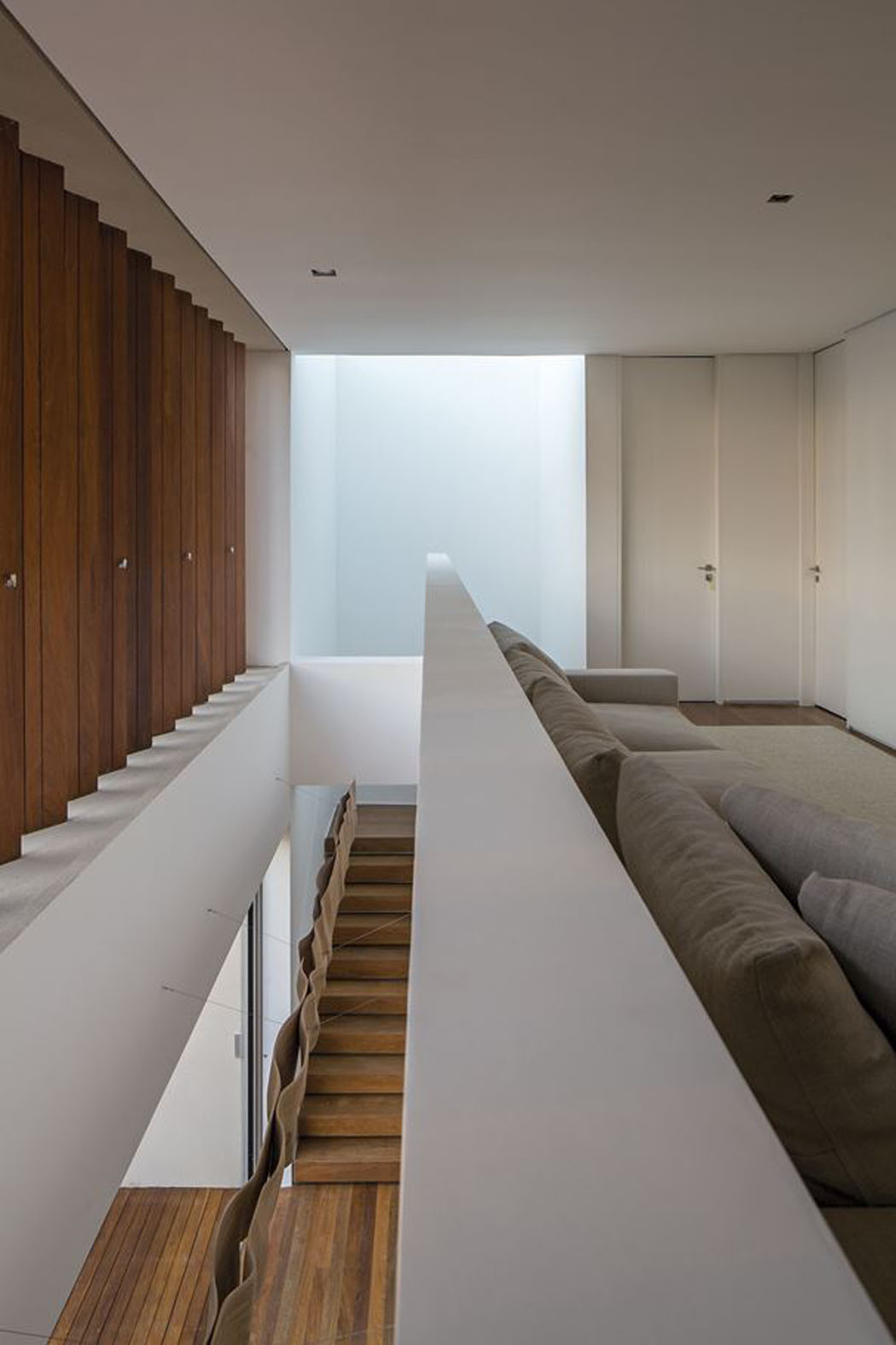 intérieur escalier moderne résidence de luxe