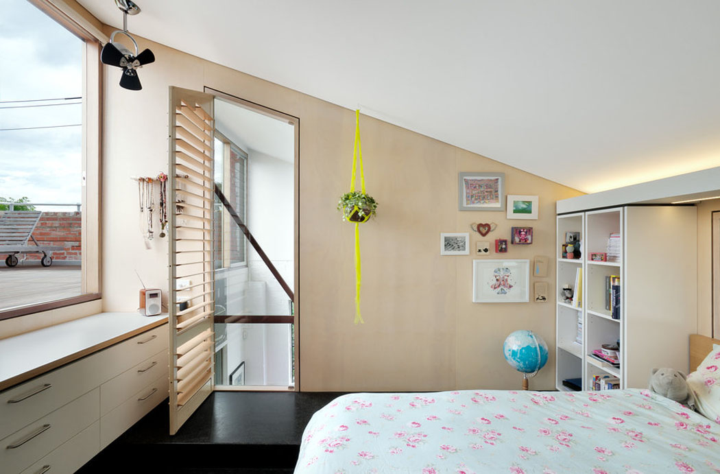 chambre loft industriel transformé maison de ville