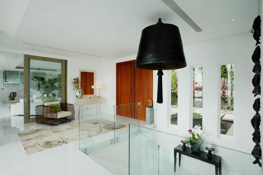Un intérieur clair, meublé avec beaucoup de goût et d’accessoires arts déco sympas intérieur design moderne art de standing