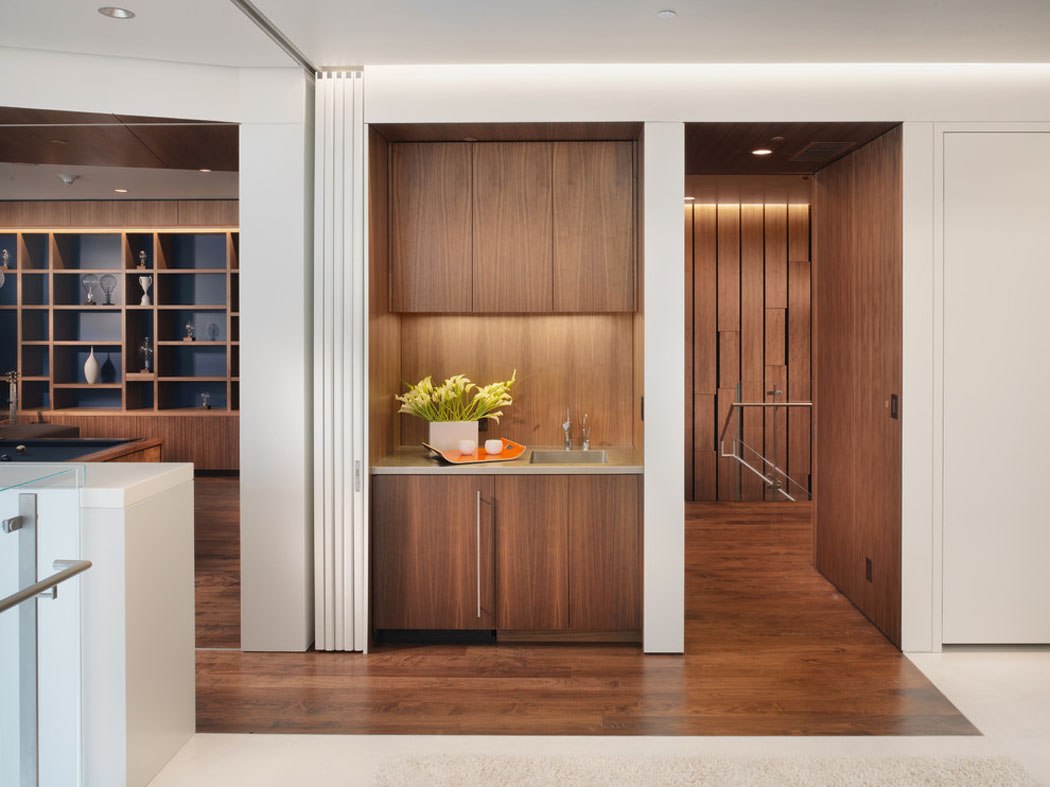 intérieur en noyer massif design