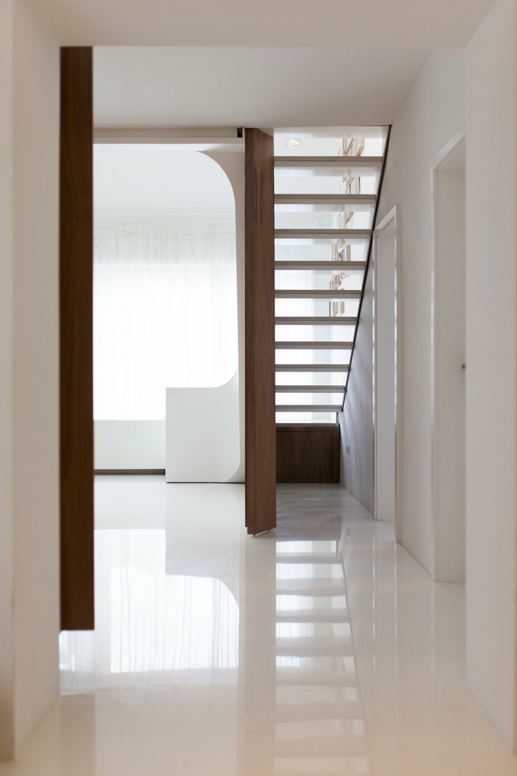 Design contemporain d’intérieur épuré tout en blanc intérieur design contemporain futuriste épuré
