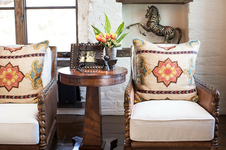 Intérieur inspiré par la culture amérindienne intérieur design rustique résidence de luxe