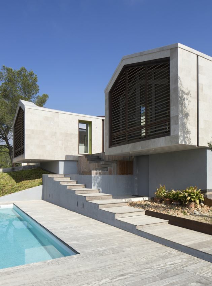 Terrasse en bois et maison d’archi créative espaces contemporains outdoor