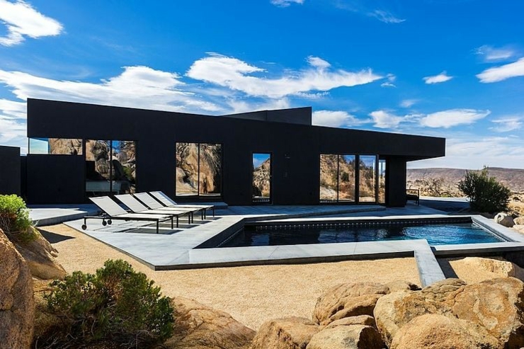 piscine de luxe belle demeure au désert
