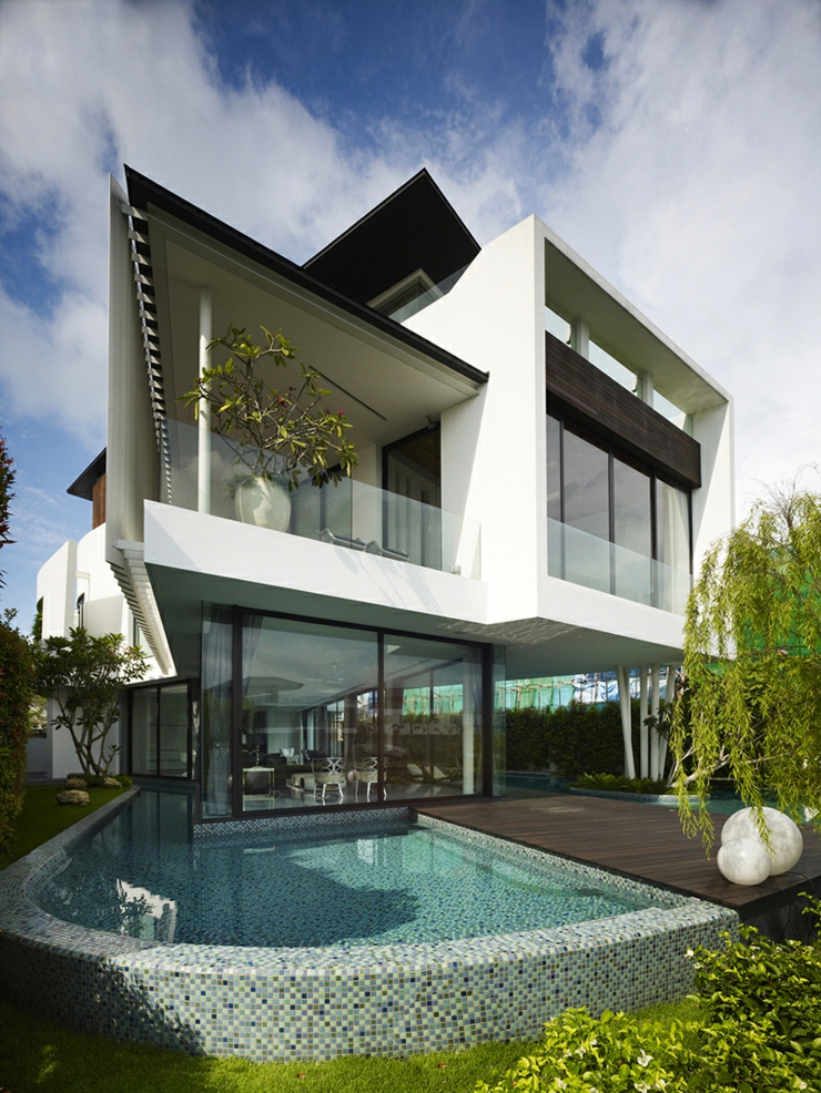 piscine et luxe maison moderne d'architecte