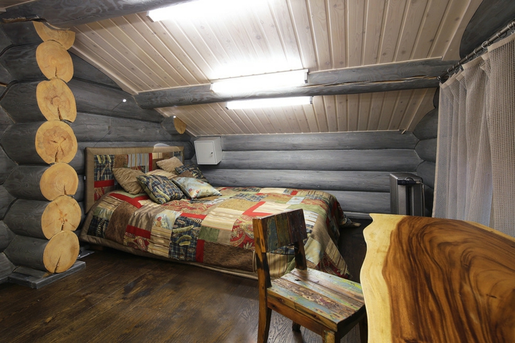 Aménagement des combles de cette jolie maison en bois petite chambre amis maison campagne