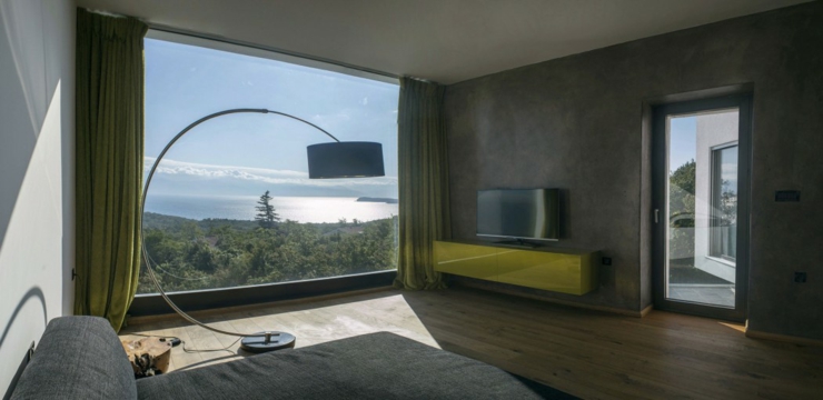 Séjour avec vue sur la mer consacrée à la télévision architecture moderne maison original secondaire
