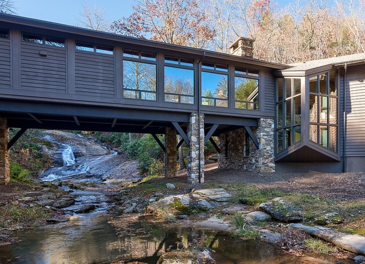 chalet moderne rénove en bois