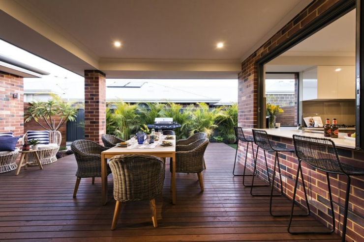 Terrasse en teck et ambiance sympa outdoor magnifique ouverture et espace maison nature verte