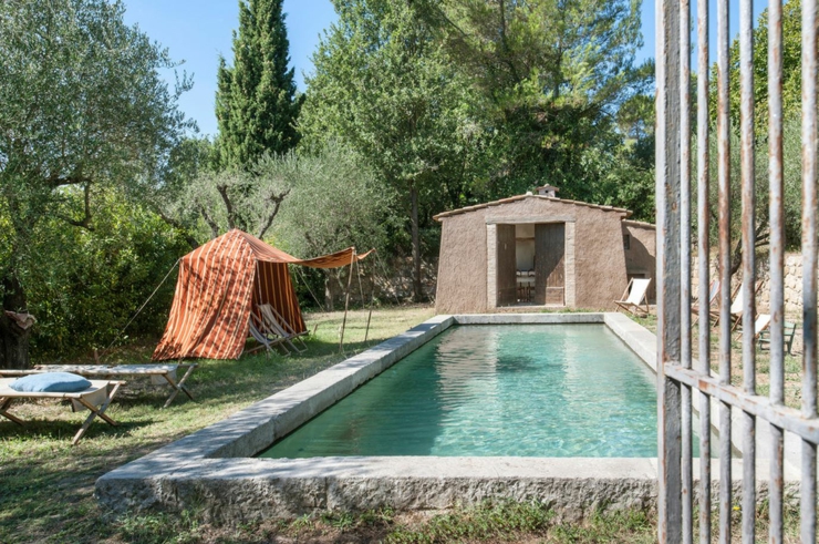 piscine extérieure maison de campagne