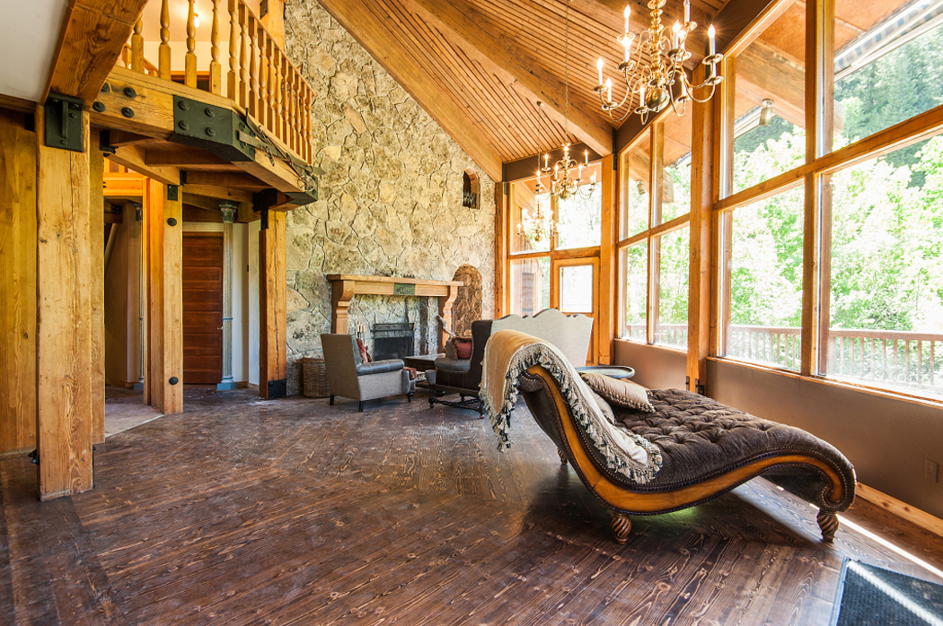 intérieur séjour maison rustique luxe