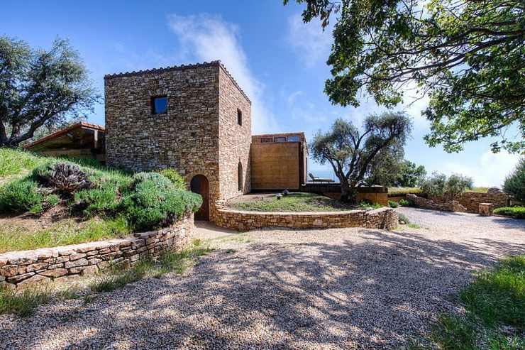 La résidence de prestige aux influences venues de la Toscane belle demeure rustique de luxe