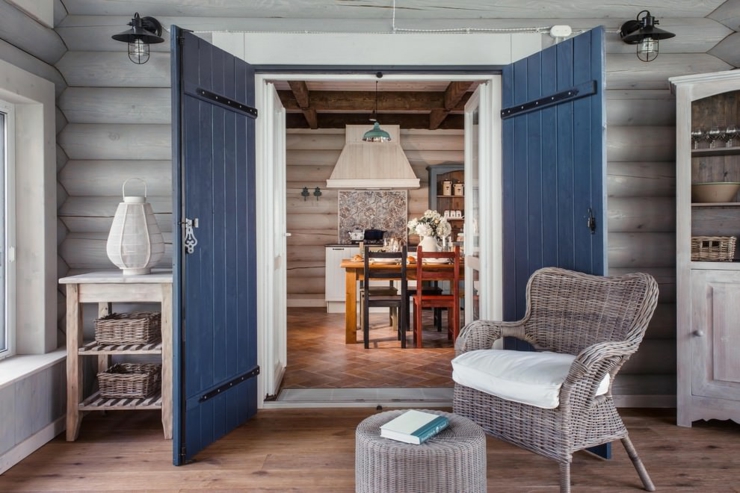 Mobilier rustique en rotin pour un décor convivial et accueillant intérieur maison en bois luxe