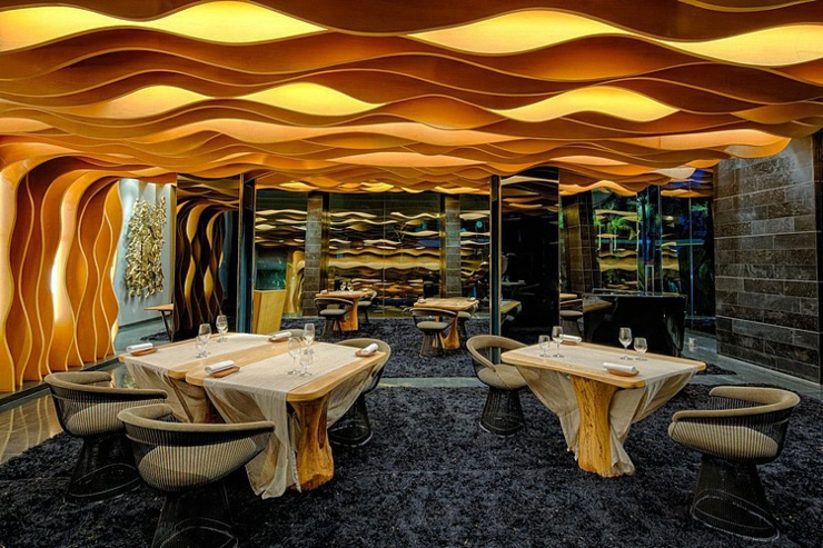 Aperçue de l’intérieur du restaurant de l’hôtel luxe restaurant exotique phuket