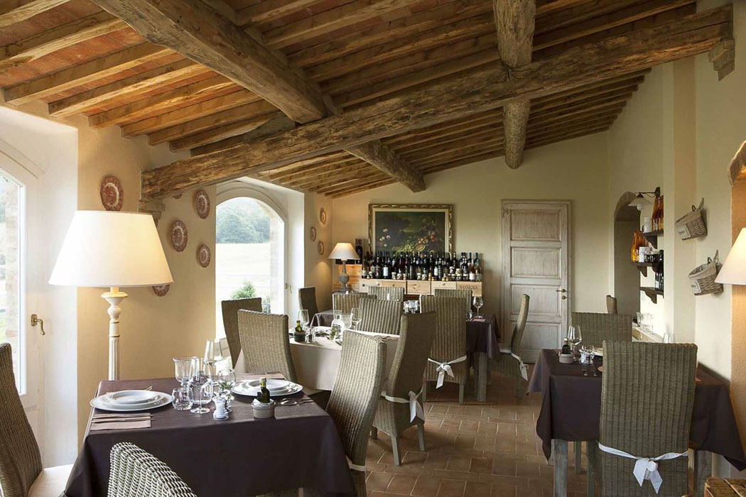 Cet hôtel-boutique propose des plats délicieux issus de la cuisine locale restaurant boutique hôtel rustique toscane