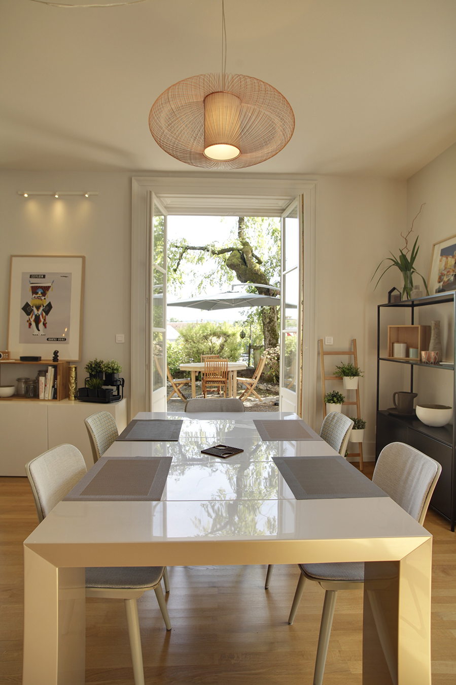 intérieur mobilier neuf salle à manger rafaite