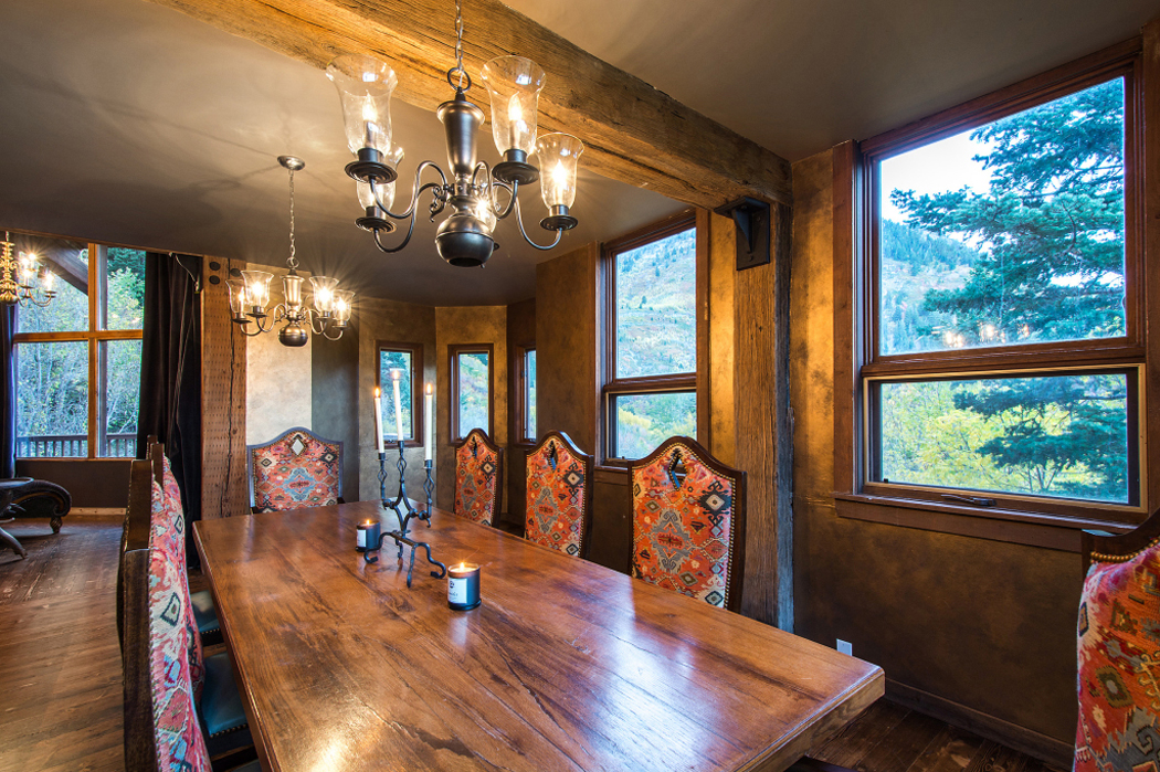 ameublement design en bois massif