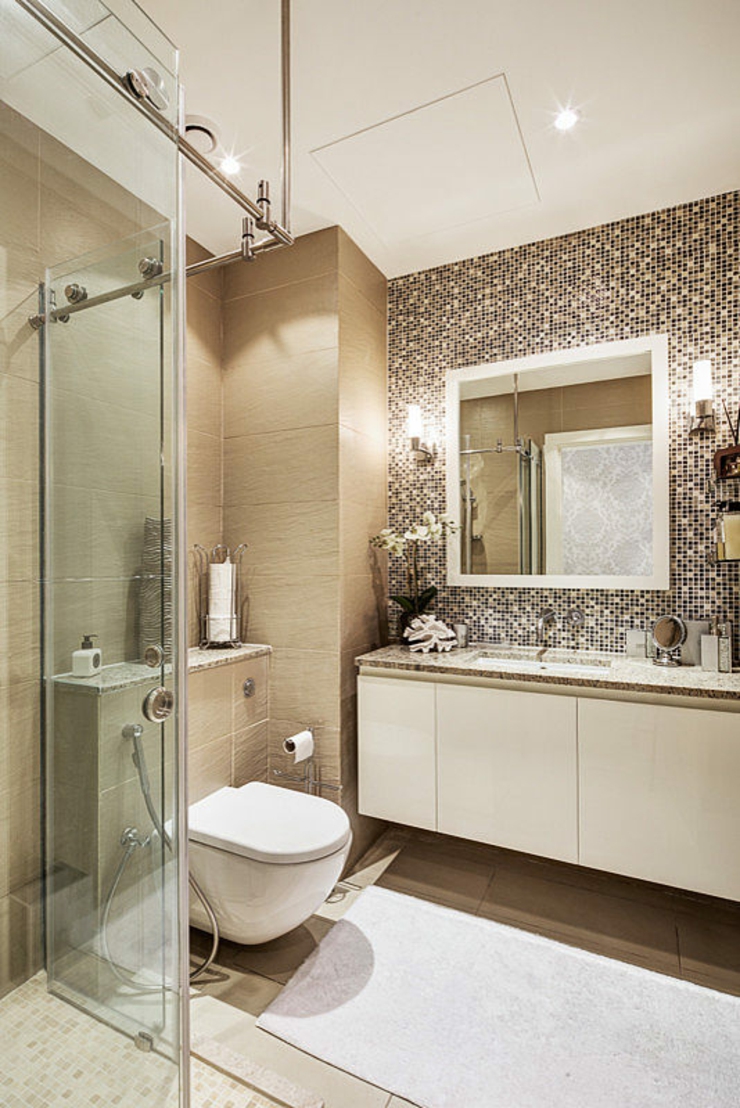 Coté toilettes et cabine de douche salle de bain design original cabine de douche