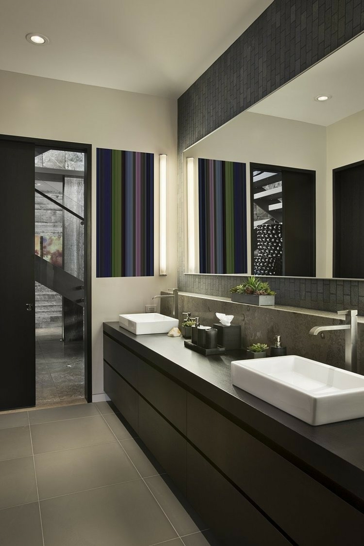 Une des salles de bains du chalet salle de bain moderne chalet de ski