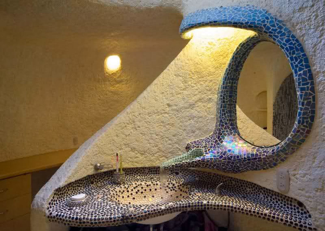 salle de bains maison originale coquillage