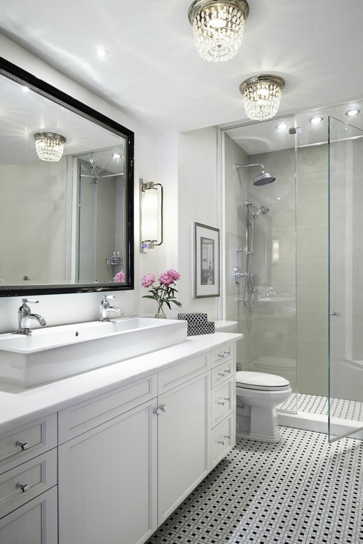Belle salle de douche en blanc au design classique et retro salle de douche amis design luxe