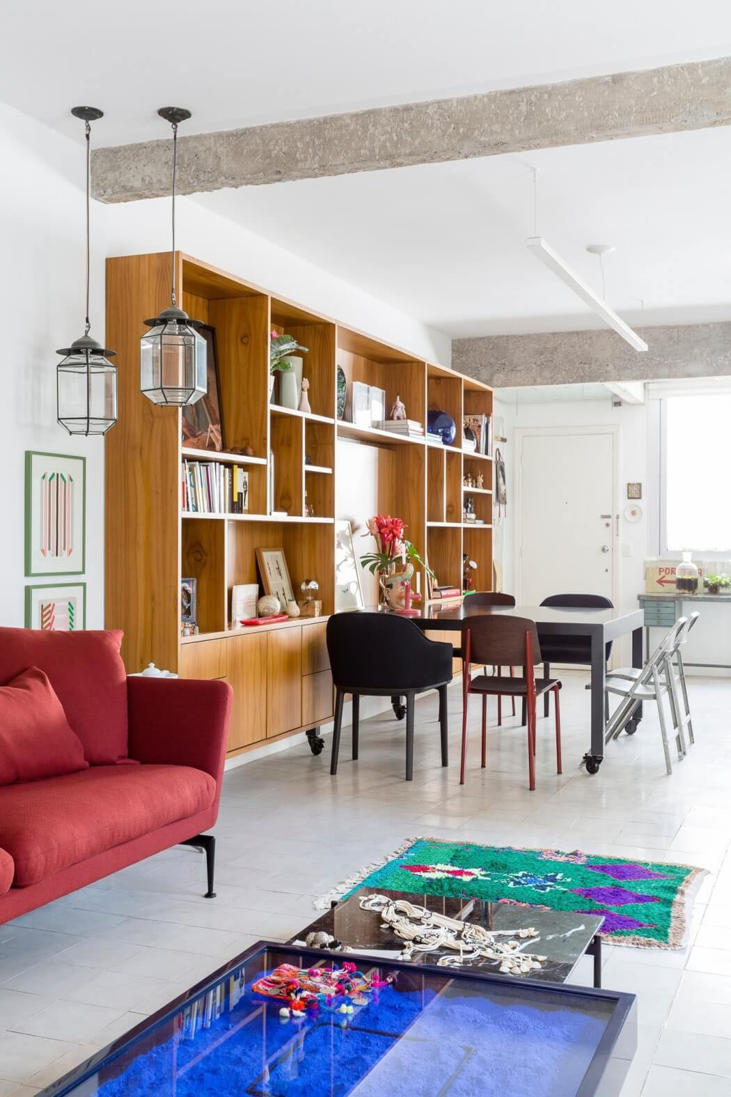 intérieur appartement design rénové