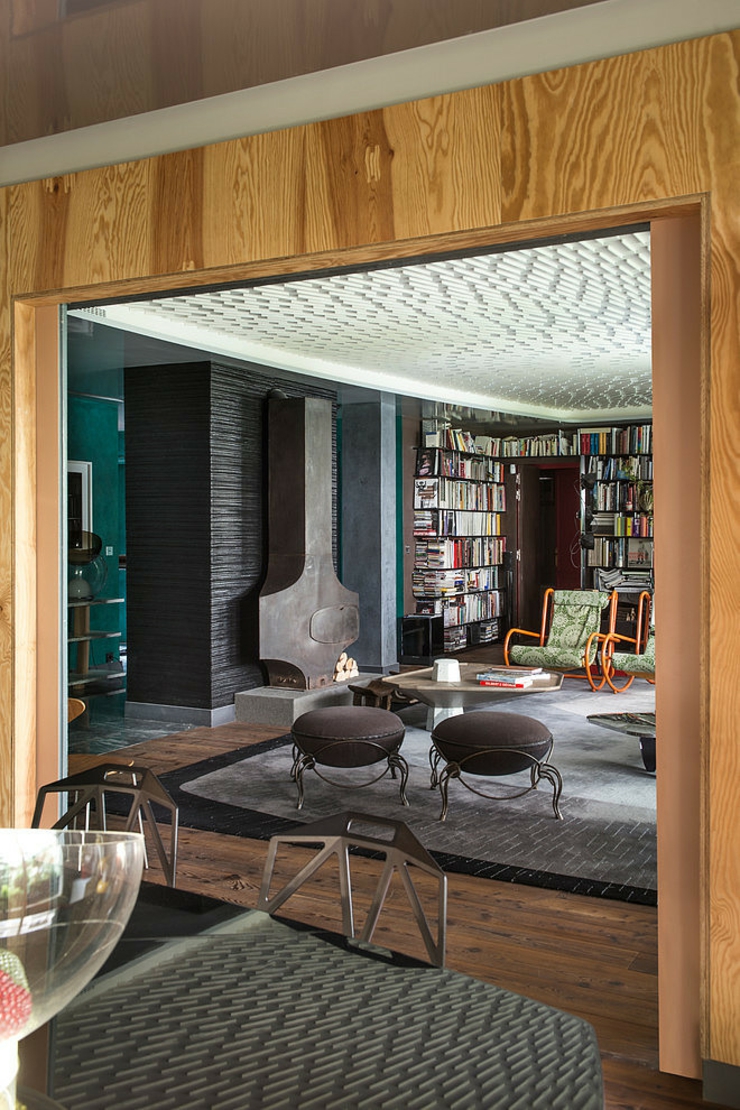 Le séjour vu depuis la salle à manger appartement de luxe à l'intérieur éclectique artistique