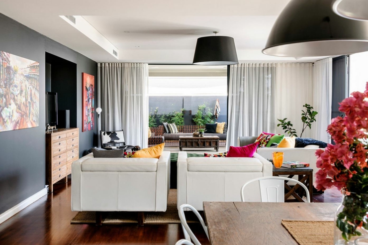 Séjour de cette maison moderne familiale de ville pièce principale de vie déco éclectique
