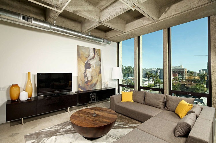 Séjour avec baies vitrés donnant sur la ville loft américain san diego