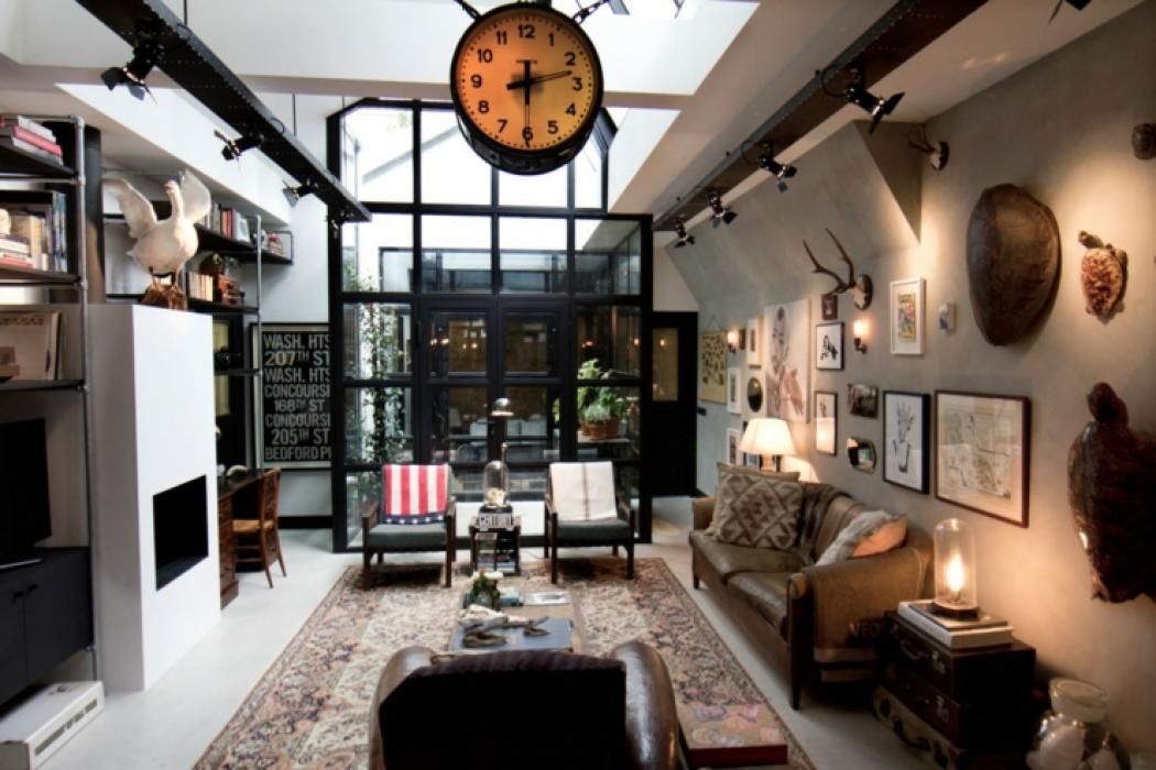 pièce de vie principale du loft industriel