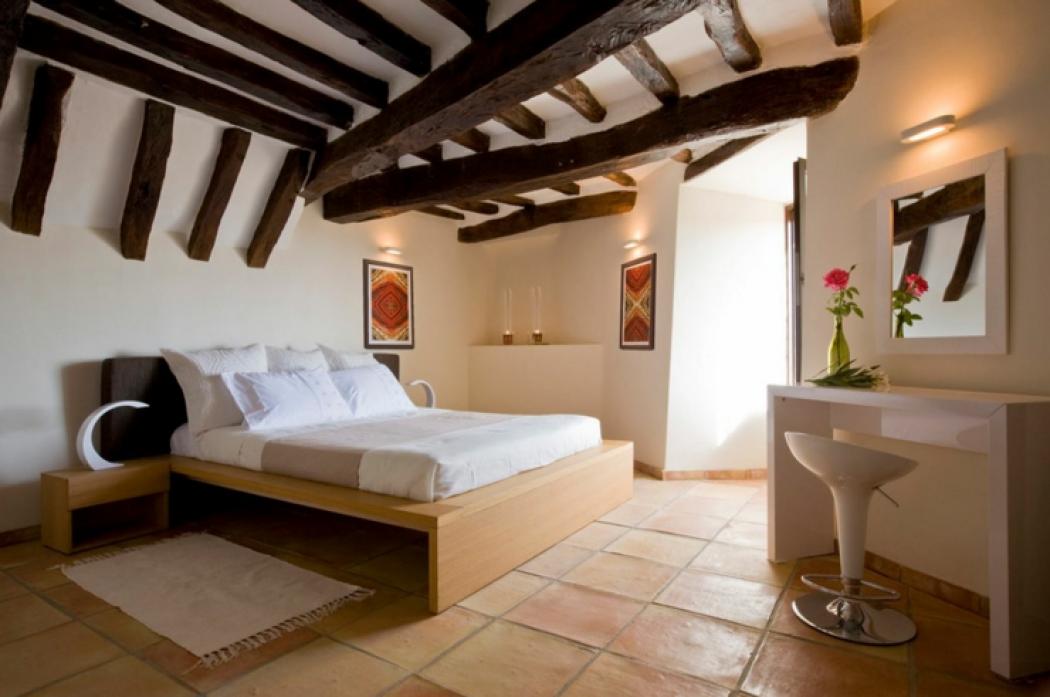 belle chambre rustique maison de vacances