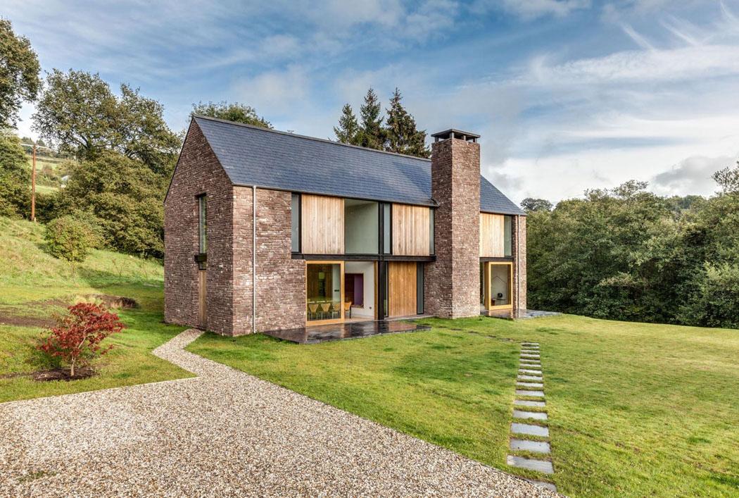 Une maison neuve au cœur de la campagne galloise respectant le style rustique maison d'architecte contemporaine campagne