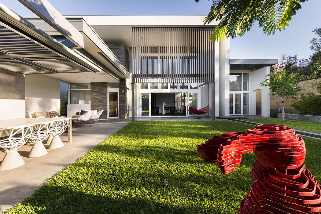 Maison d'architecte citadine familiale