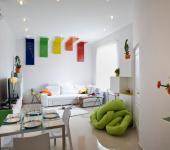 Petit appartement de ville au design moderne et très lumineux intérieur moderne appartement refait à neuf